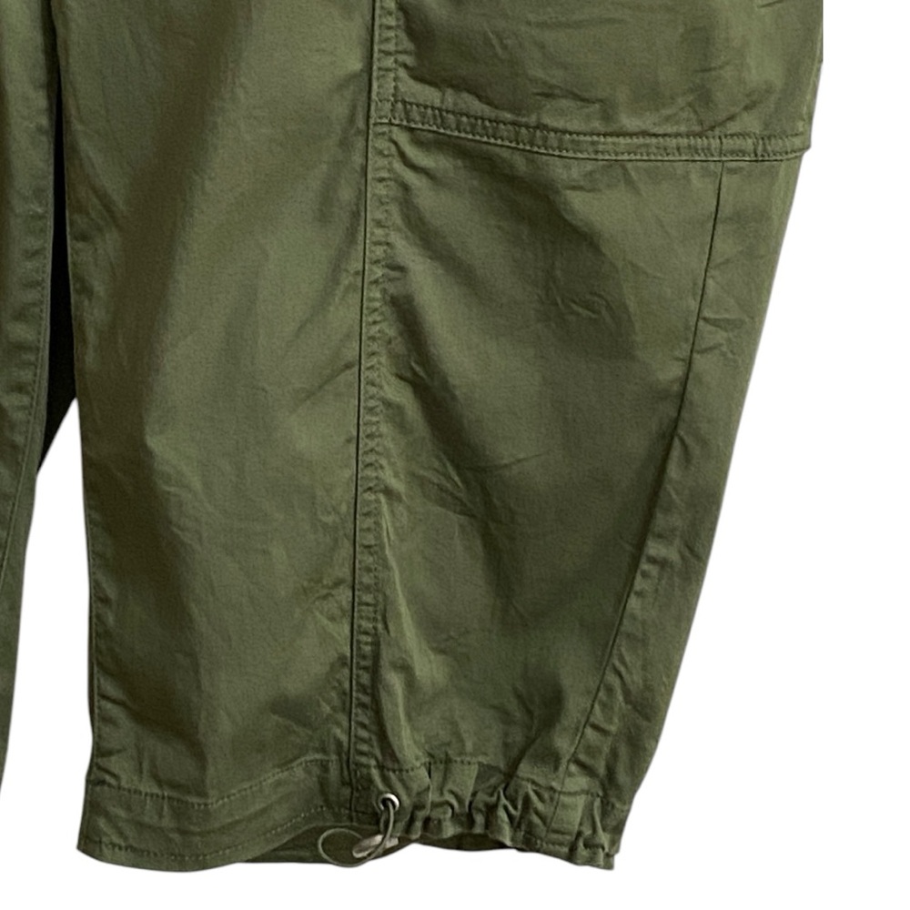 Lane Bryant Olive Green Mid-Rise Cargo Crops - Picture 3 of 8